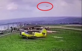 VIDEO // Avionul prăbușit la Vadul lui Vodă surprins de o cameră de supraveghere în momentul căderii